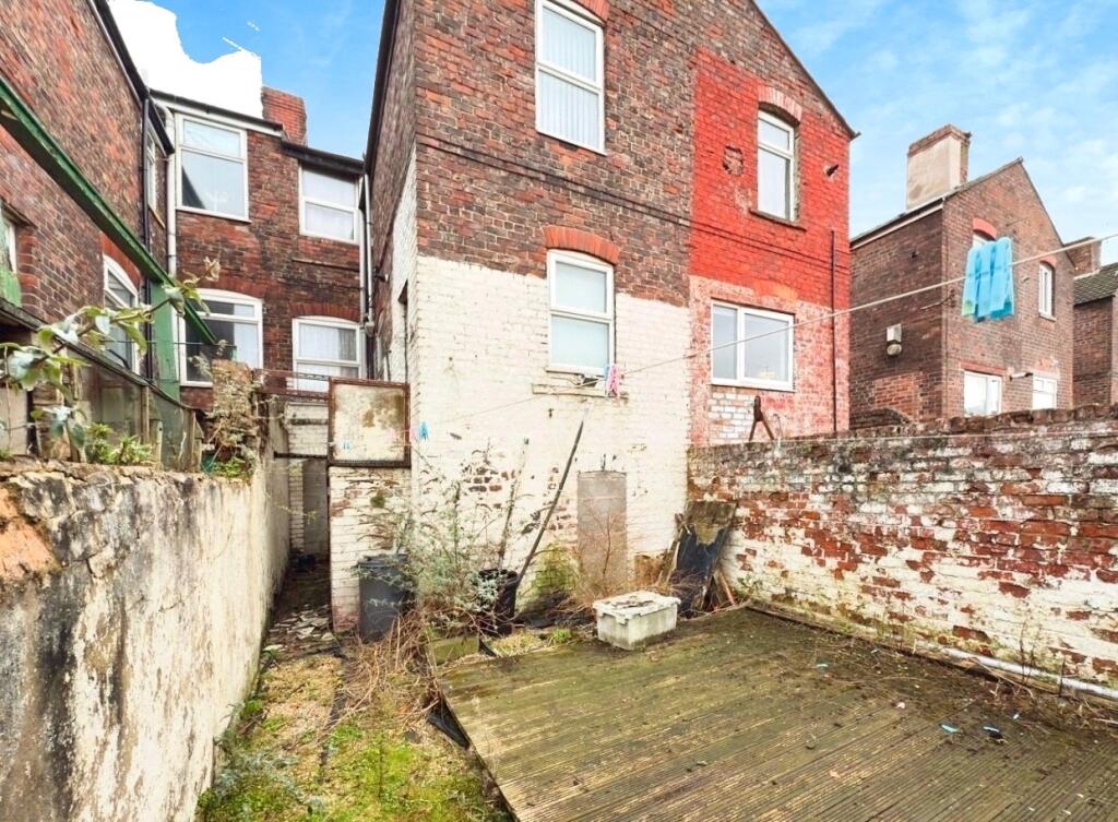 3 bed Terraced