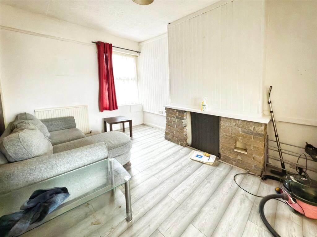 3 bed Terraced