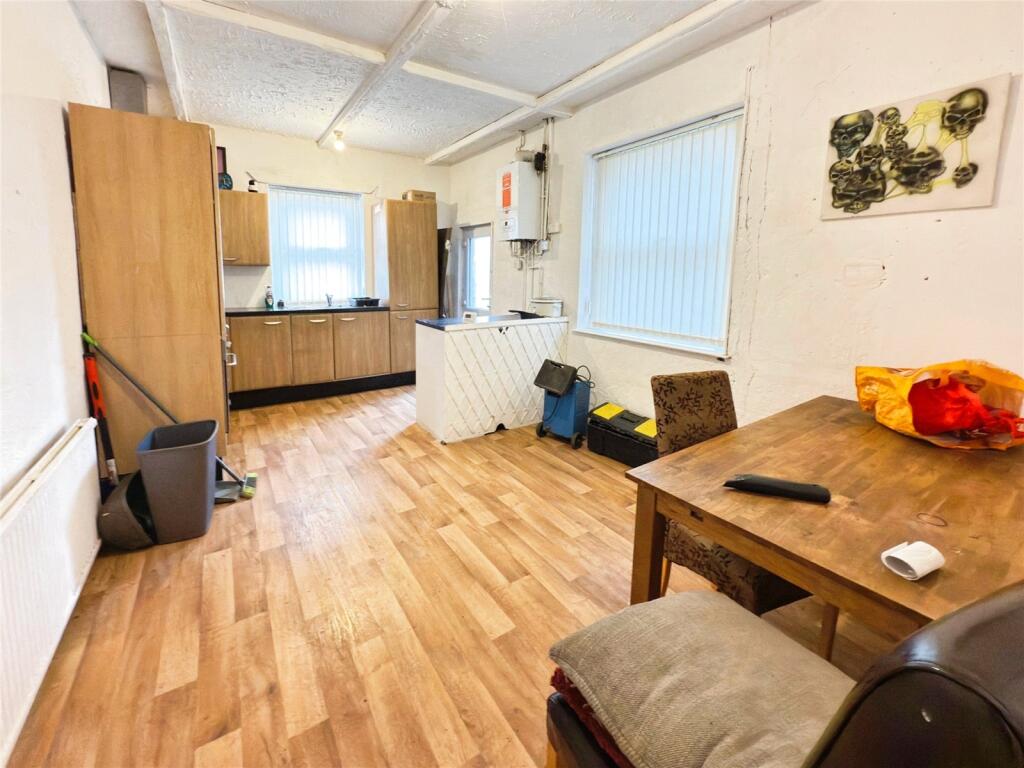 3 bed Terraced