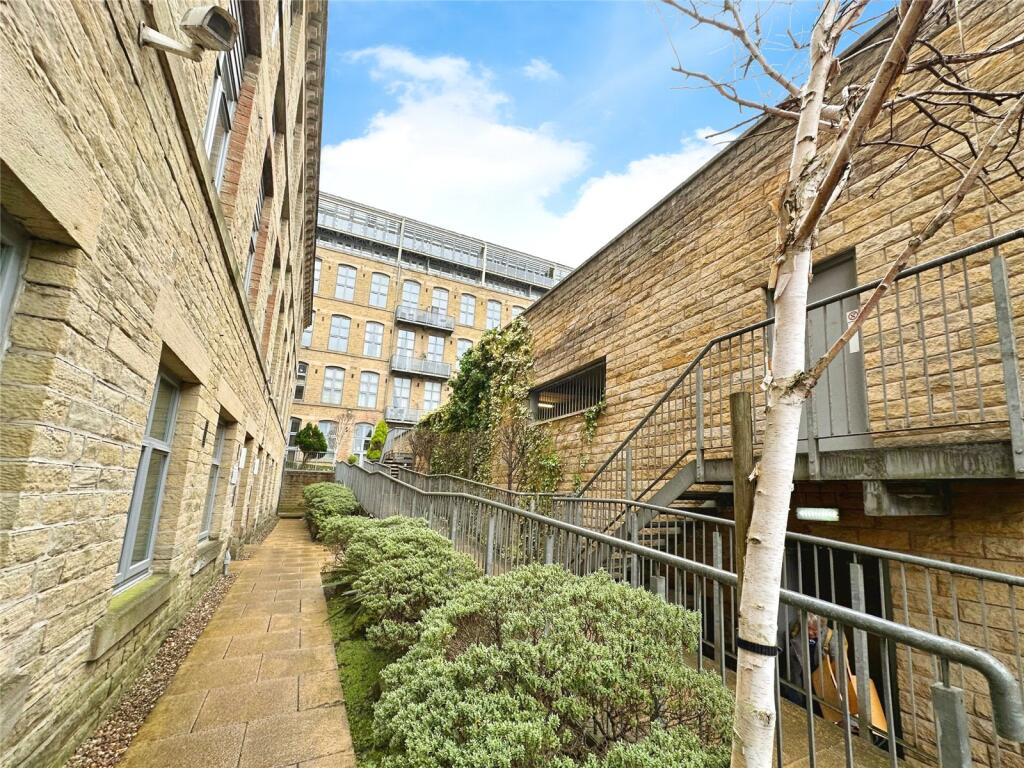 2 bed Apartment