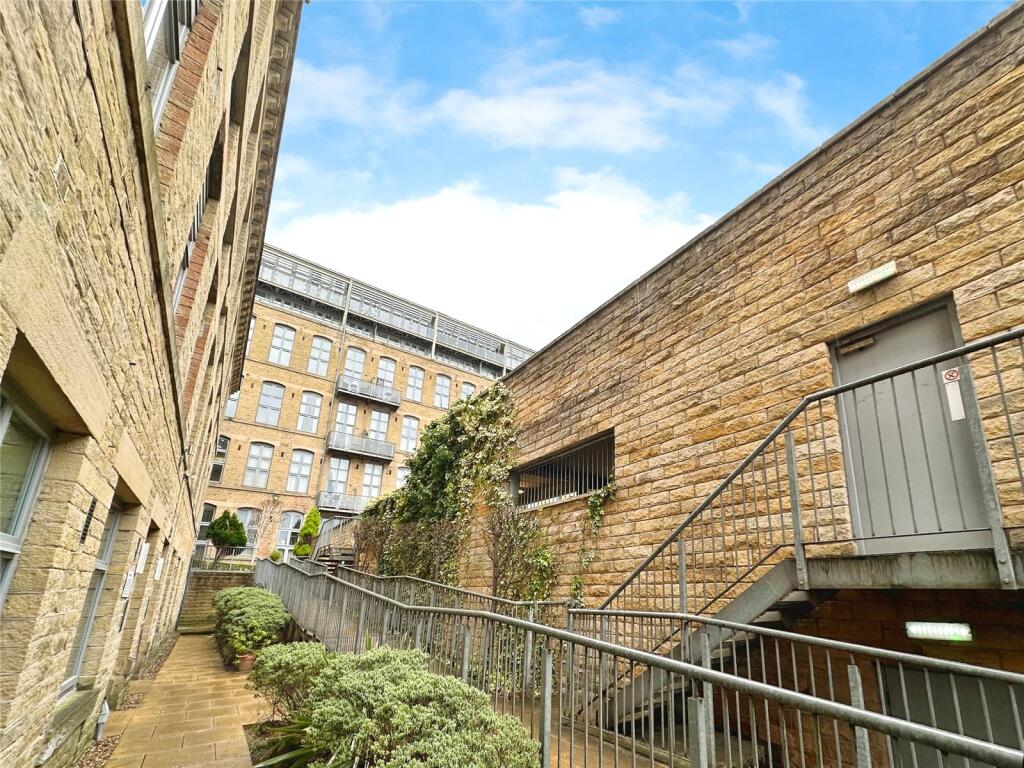 2 bed Apartment