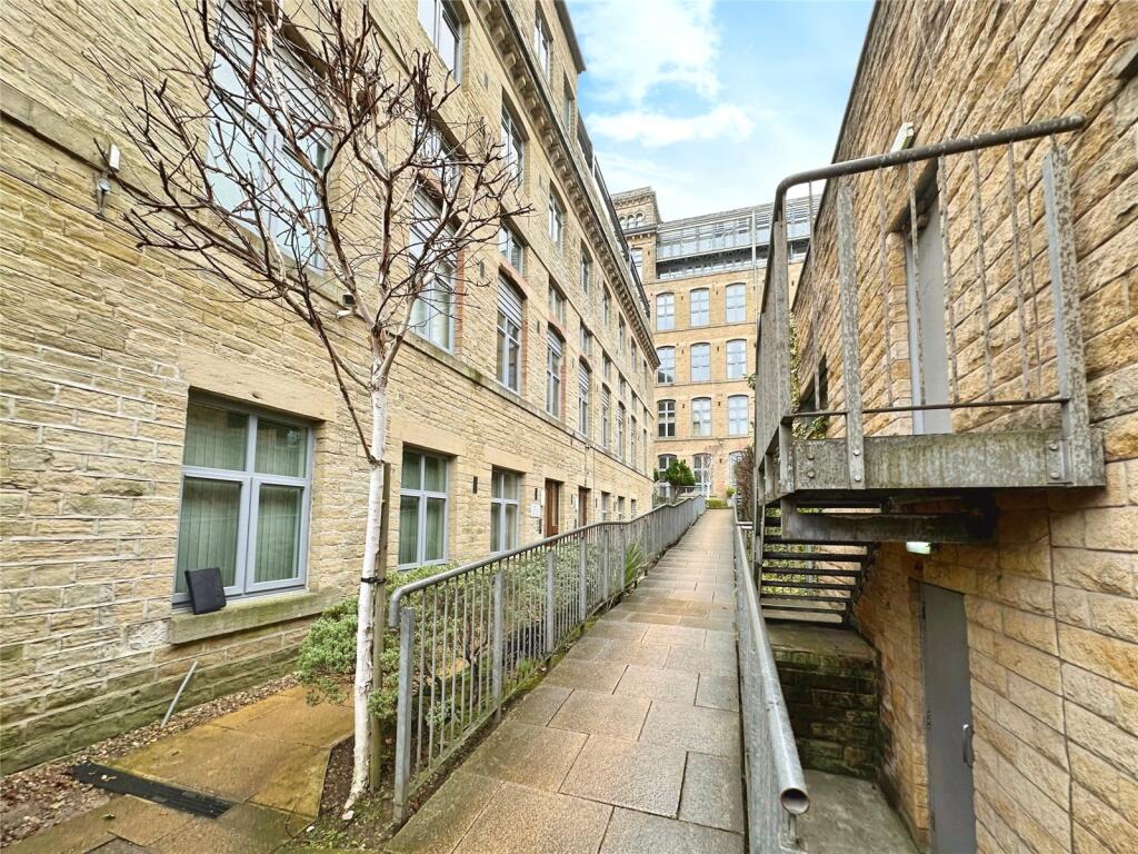 2 bed Apartment
