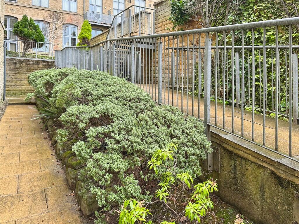 2 bed Apartment