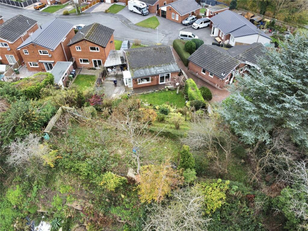 2 bed Detached Bungalow