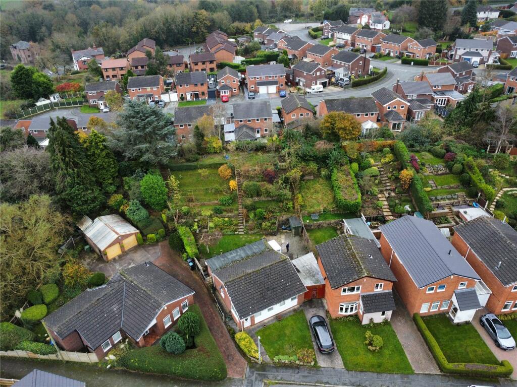 2 bed Detached Bungalow