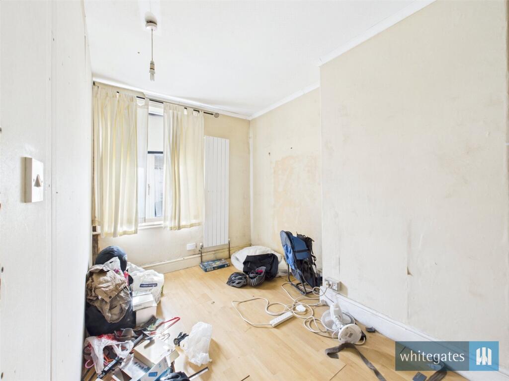 3 bed Terraced