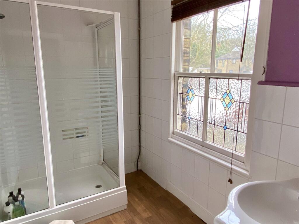 7 bed Terraced