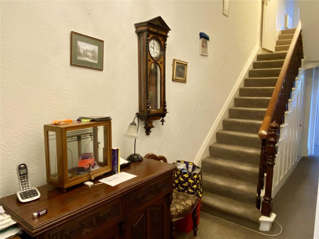 7 bed Terraced