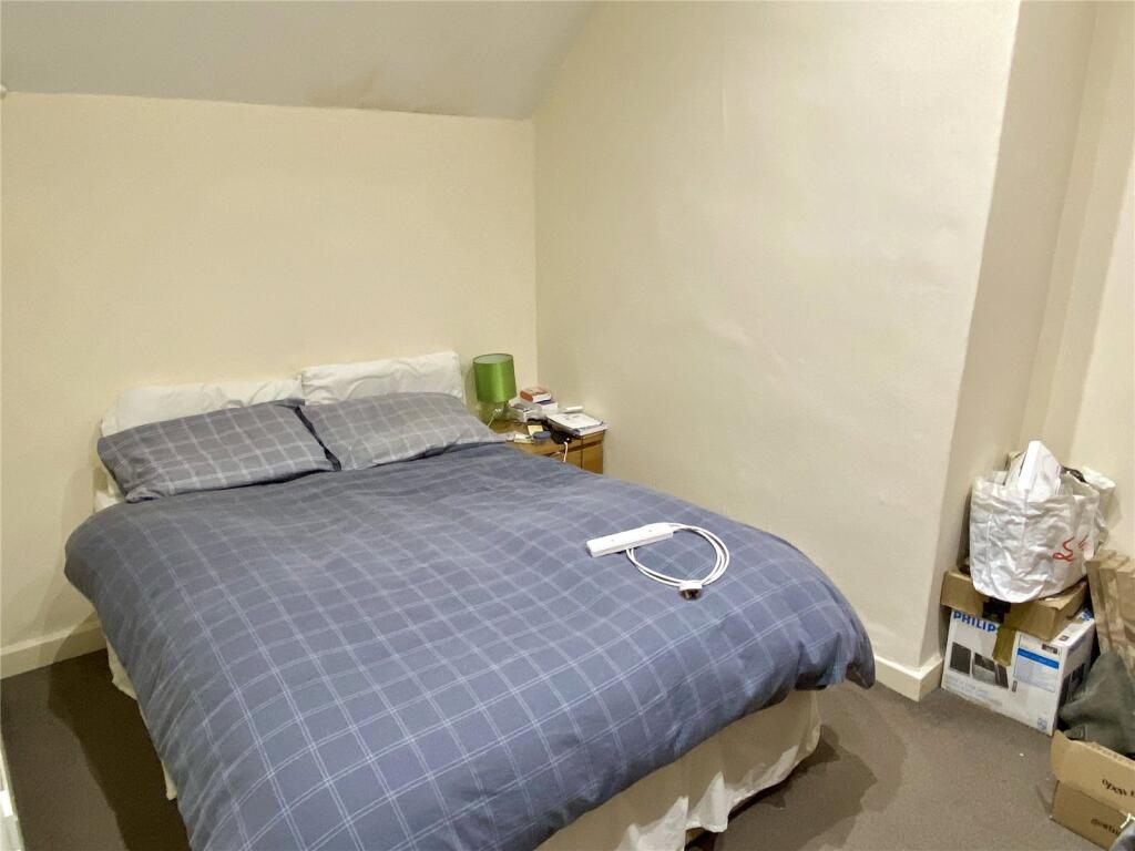 7 bed Terraced