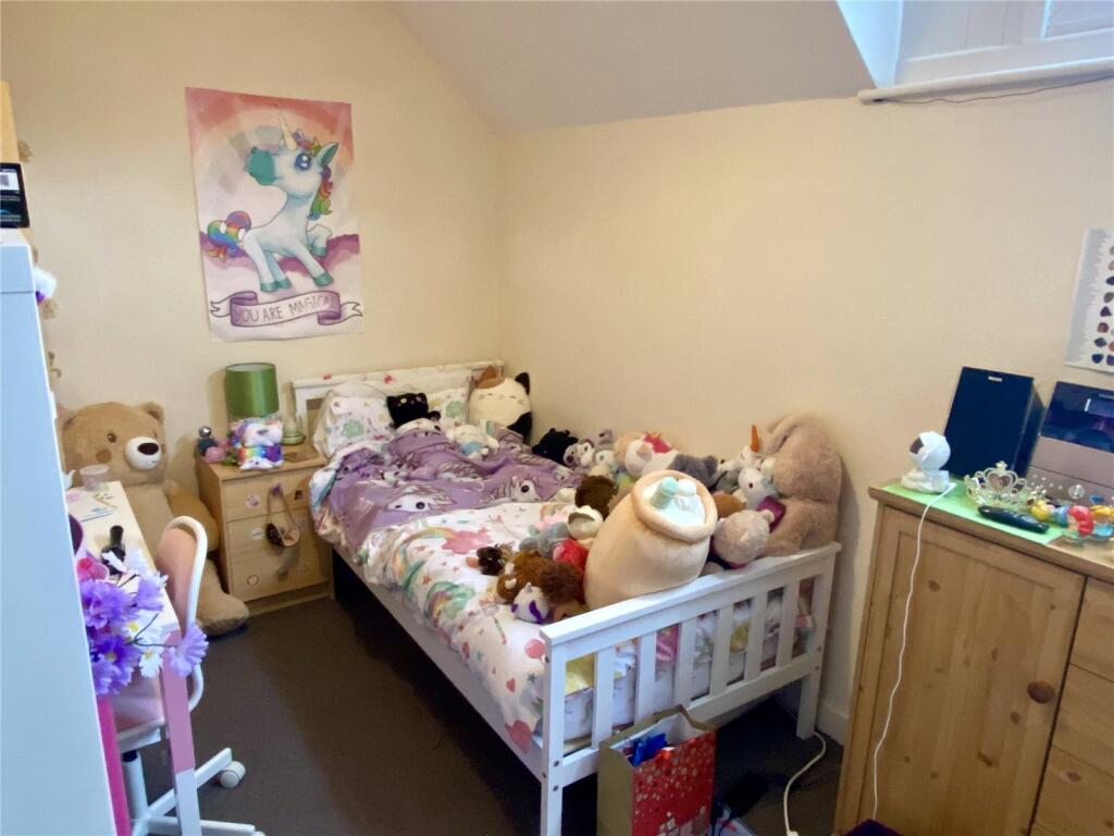 7 bed Terraced