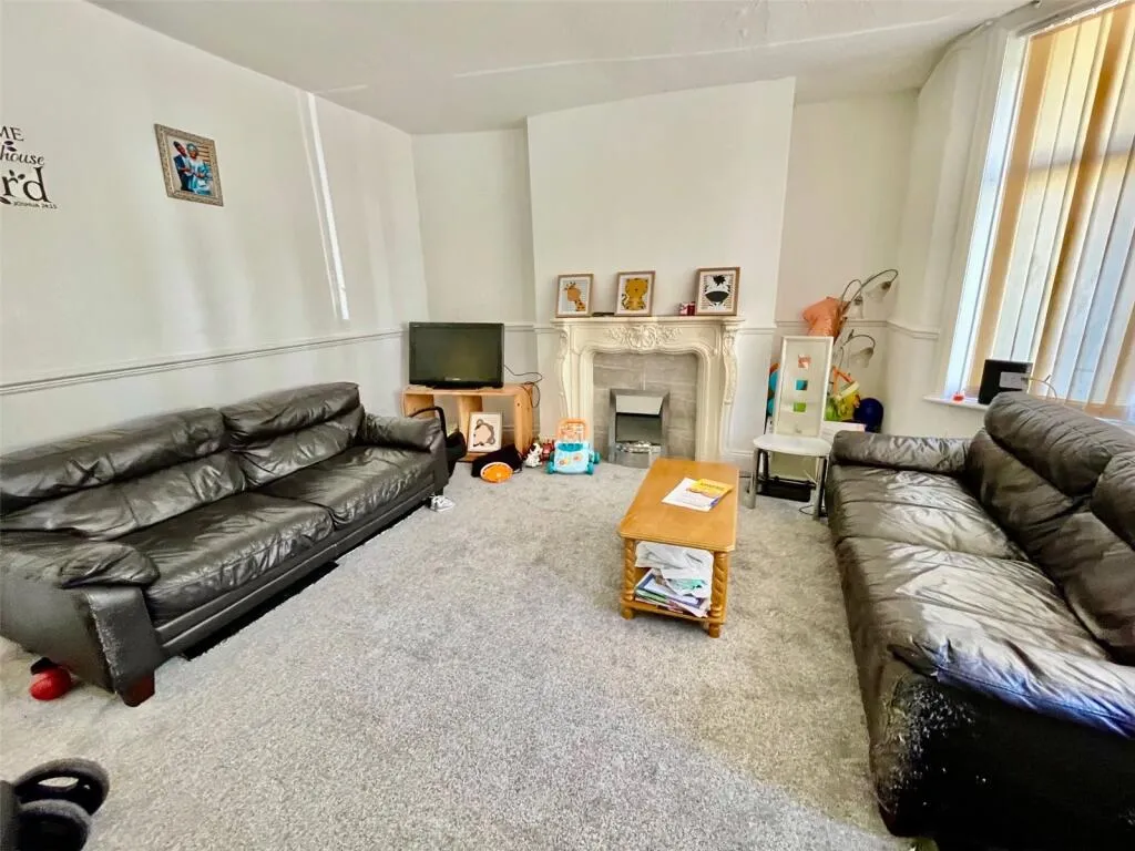 2 bed Terraced