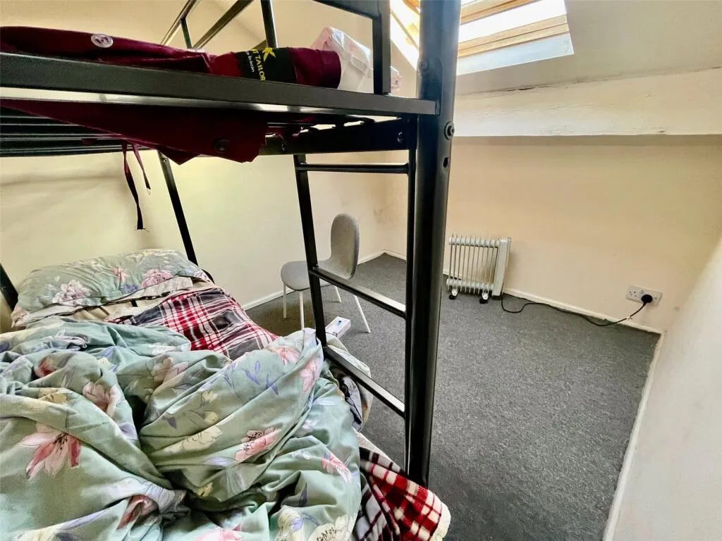 2 bed Terraced