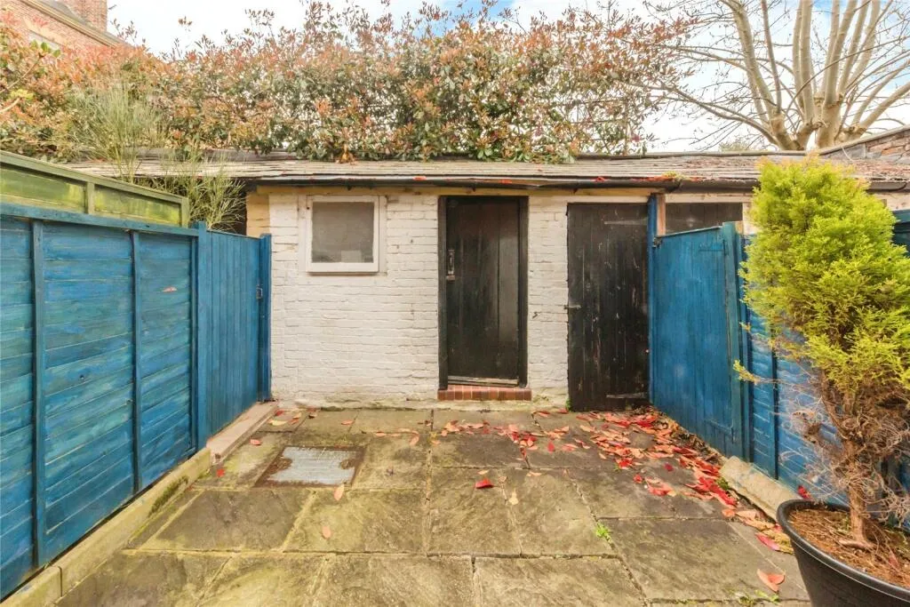 1 bed Terraced
