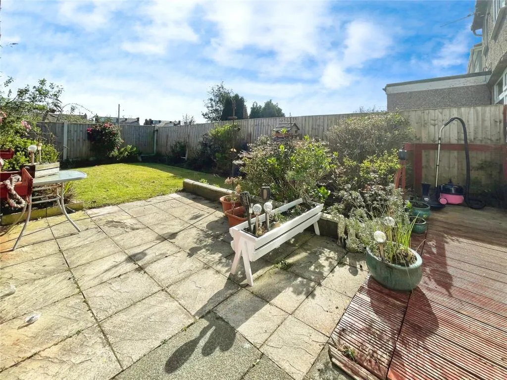 3 bed Semi-Detached