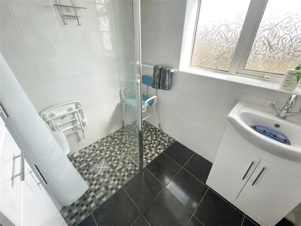 3 bed Semi-Detached