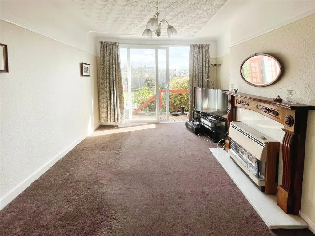 3 bed Semi-Detached