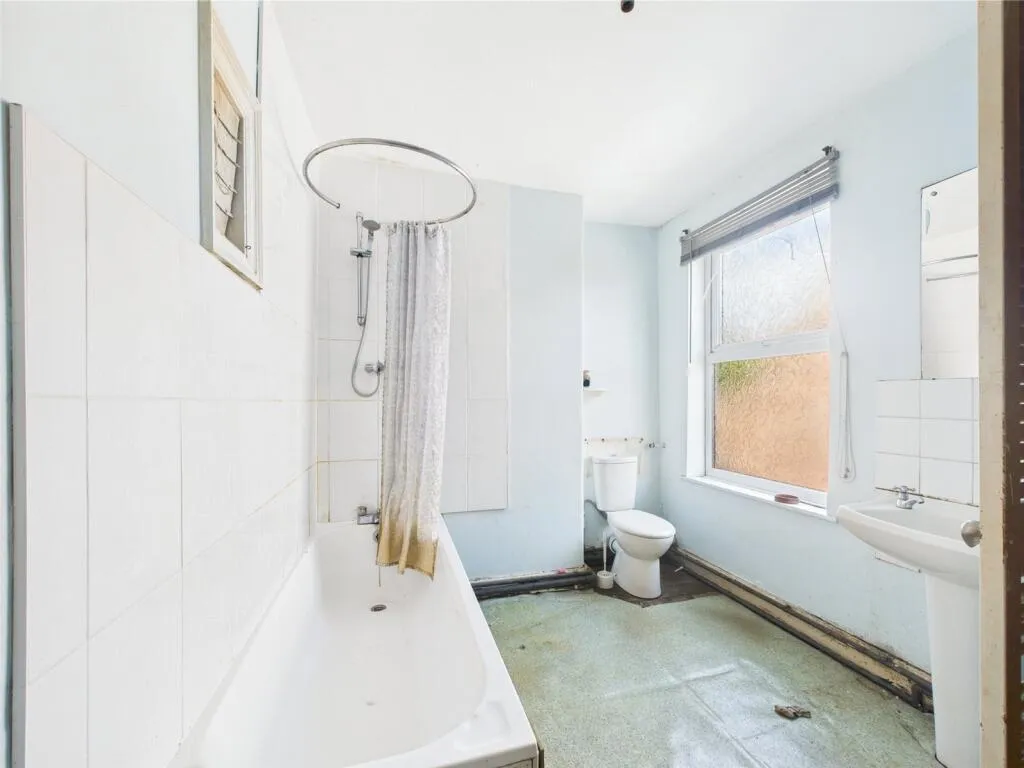 2 bed End of Terrace