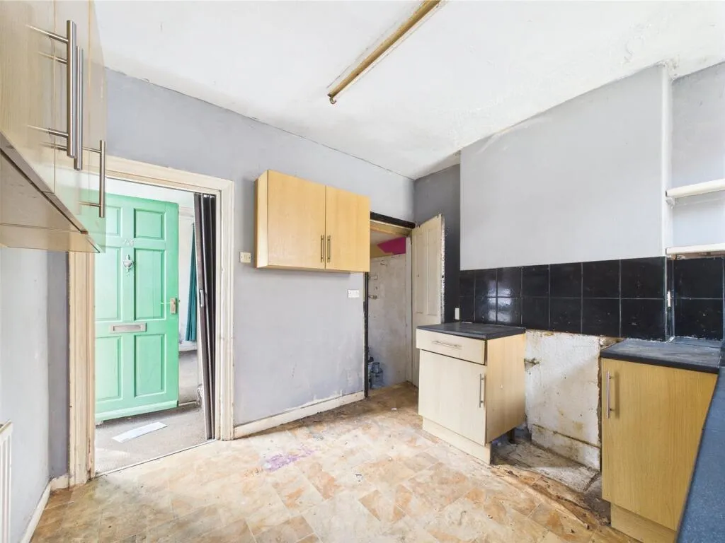 2 bed End of Terrace
