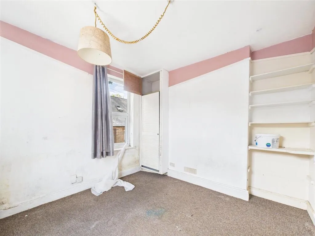 2 bed End of Terrace