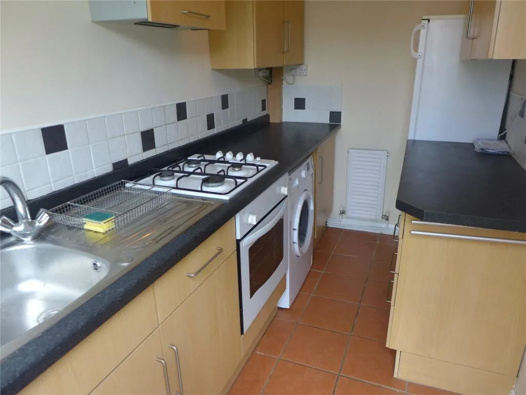2 bed Semi-Detached