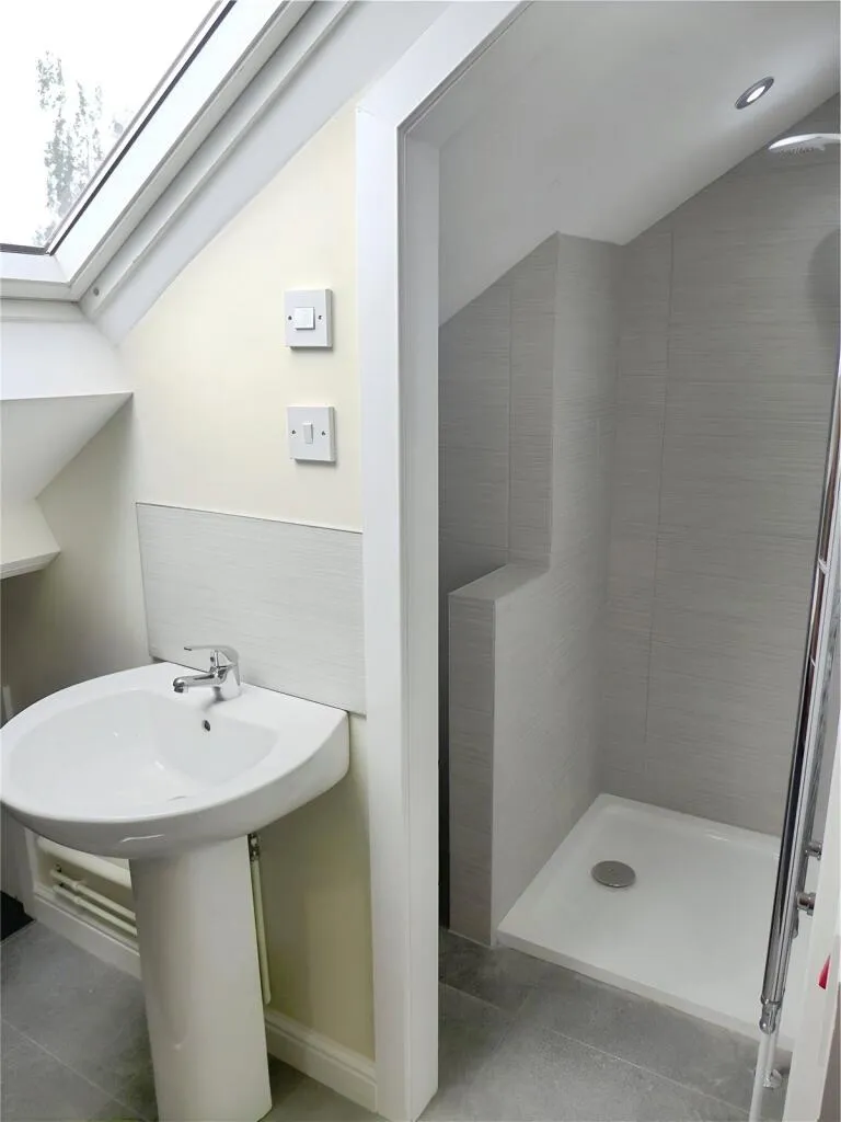 4 bed Terraced