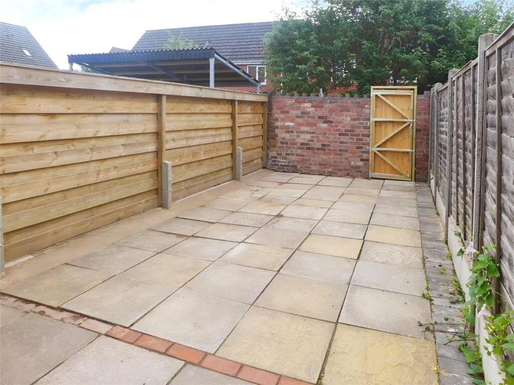 4 bed Terraced