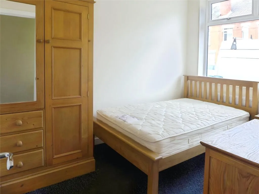 4 bed Terraced