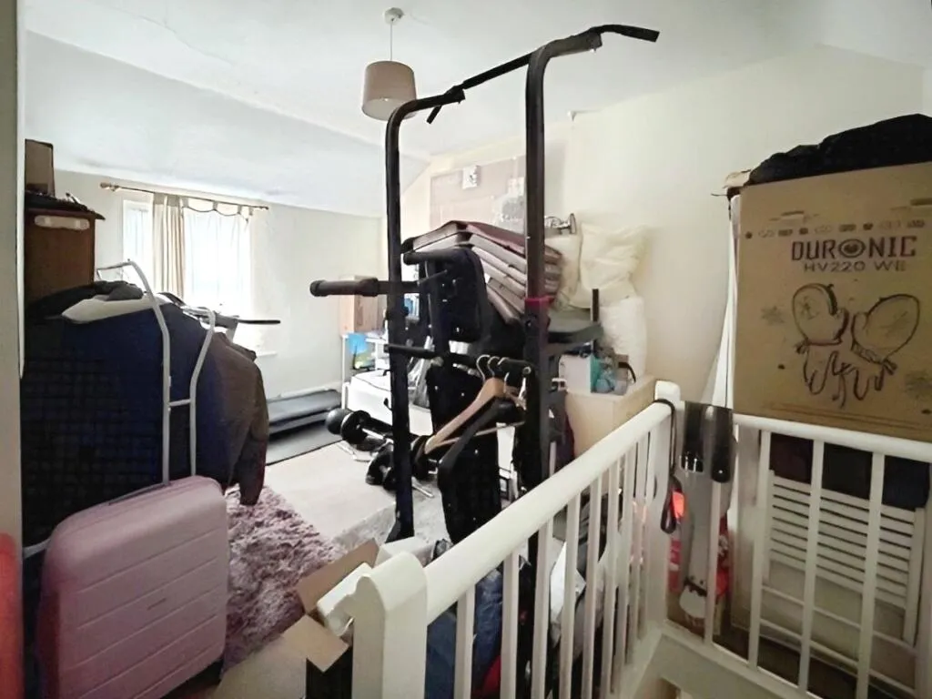 3 bed Terraced