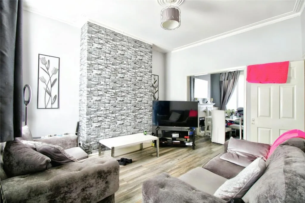 2 bed Terraced