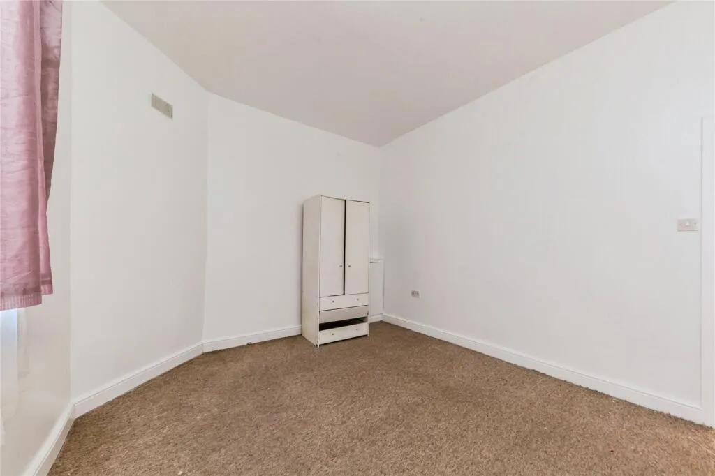 2 bed Apartment