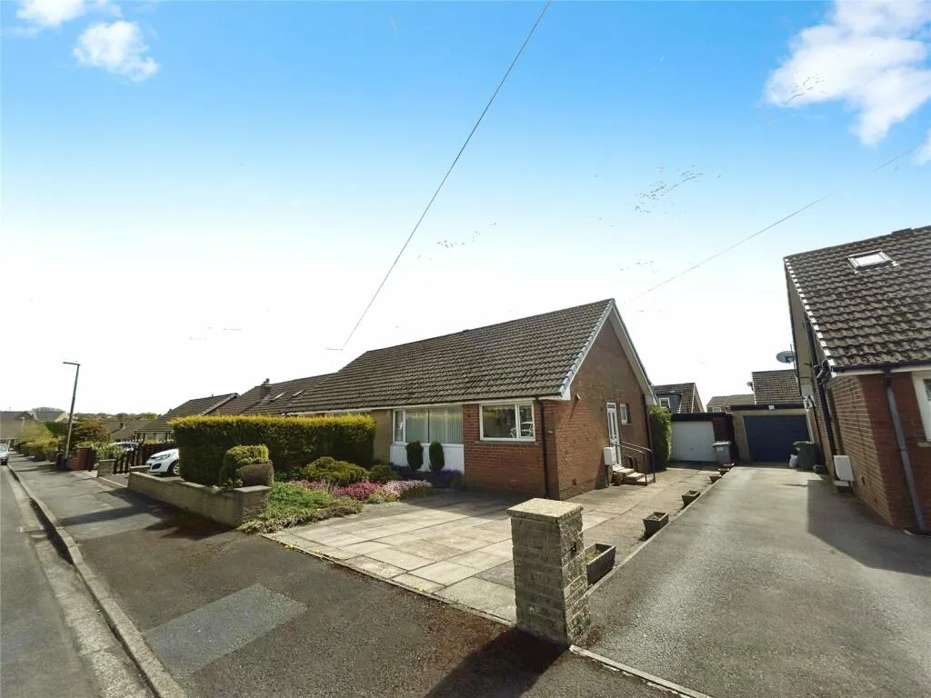 2 bed Semi-Detached Bungalow