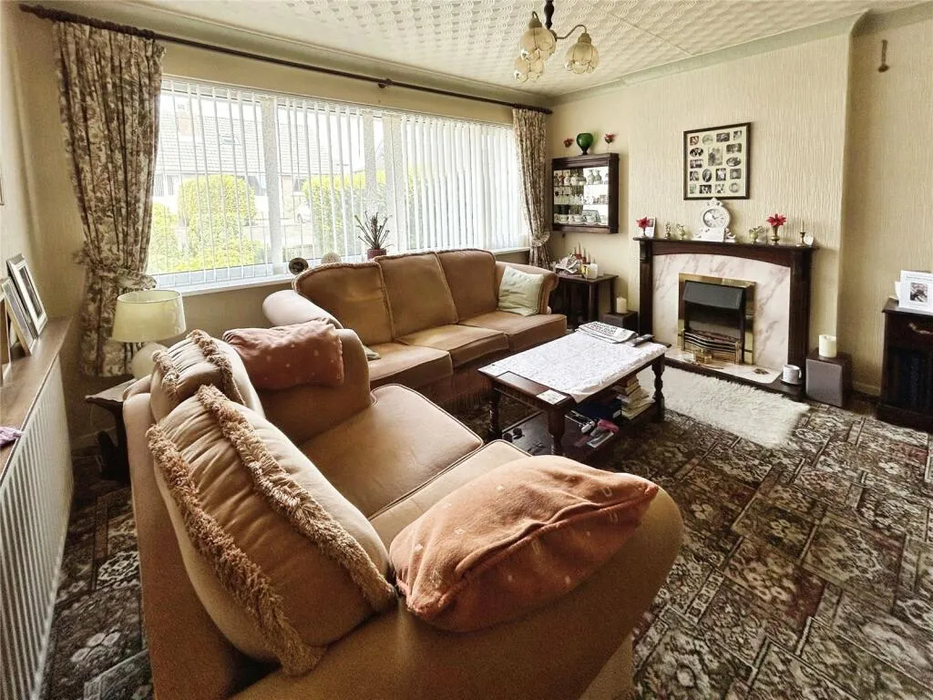 2 bed Semi-Detached Bungalow