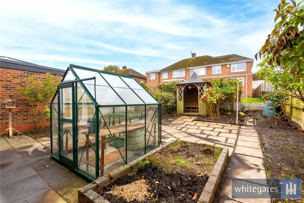 3 bed Semi-Detached