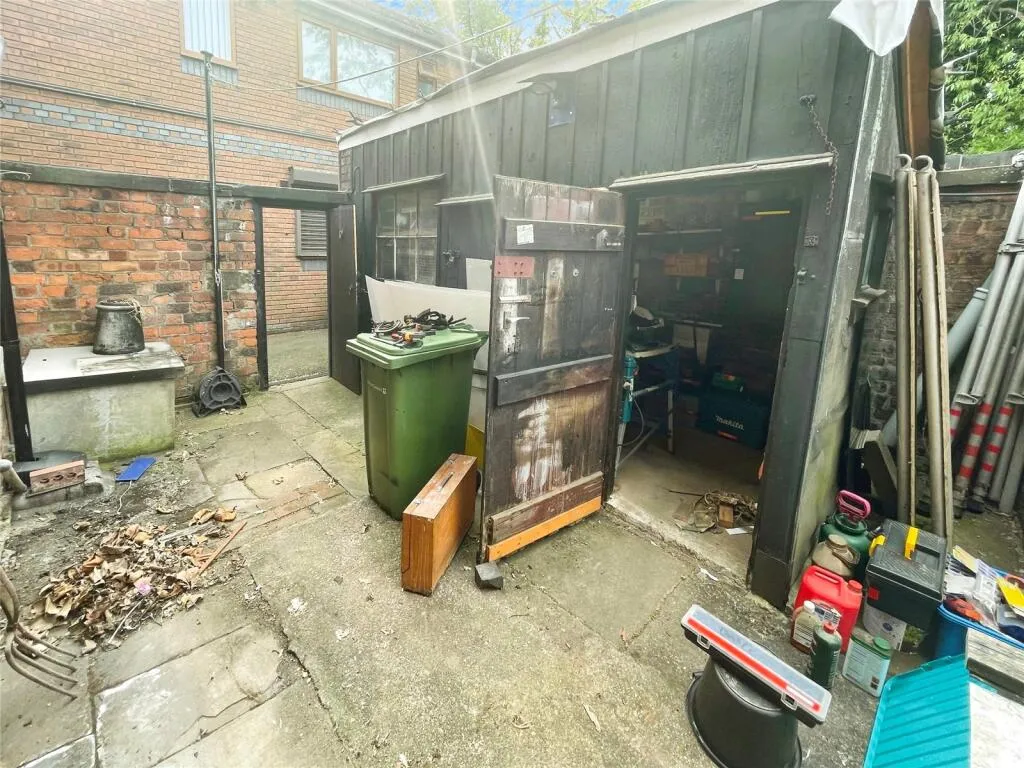 3 bed Terraced