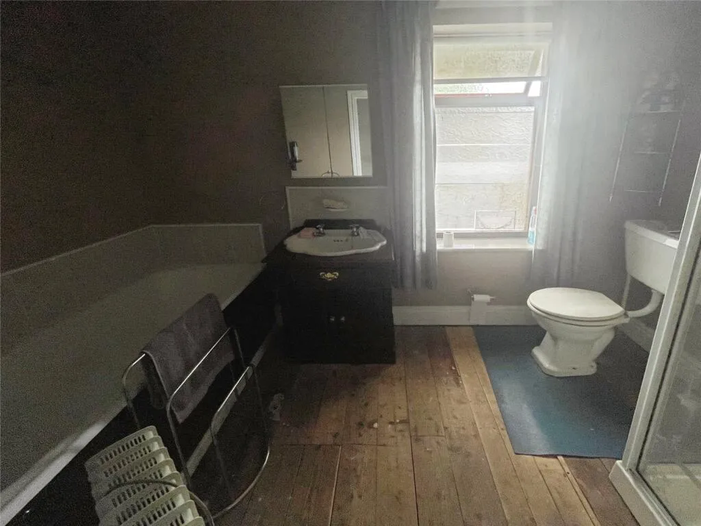 3 bed Terraced