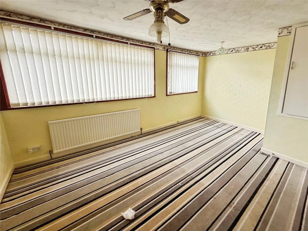 2 bed Semi-Detached