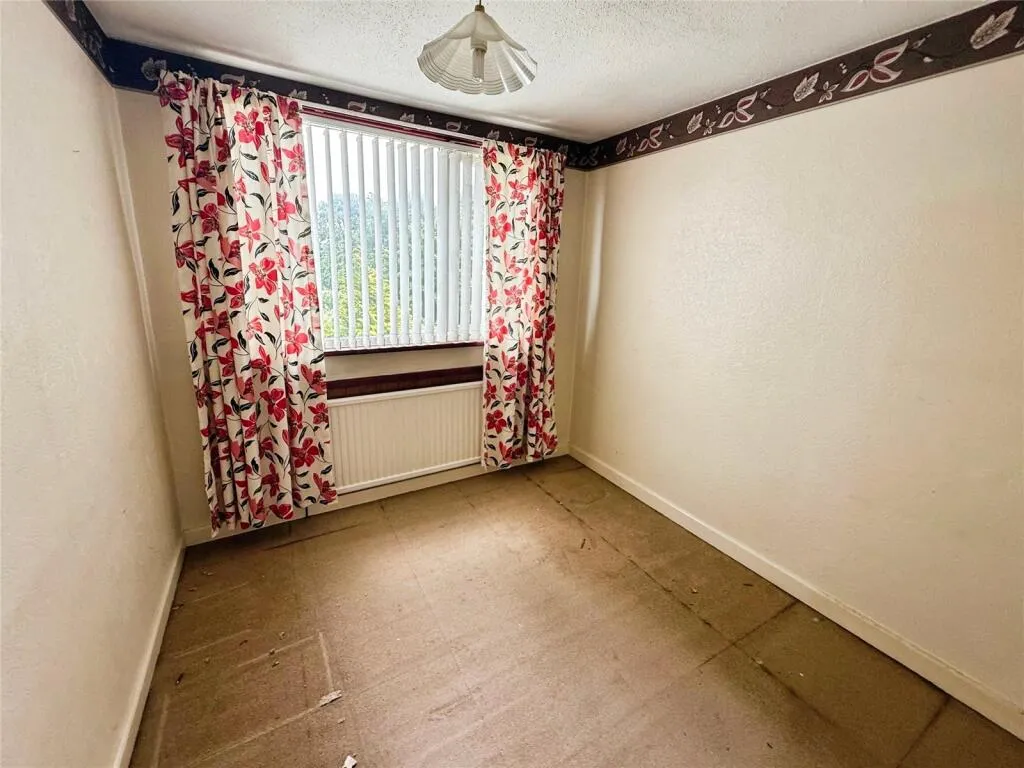 2 bed Semi-Detached