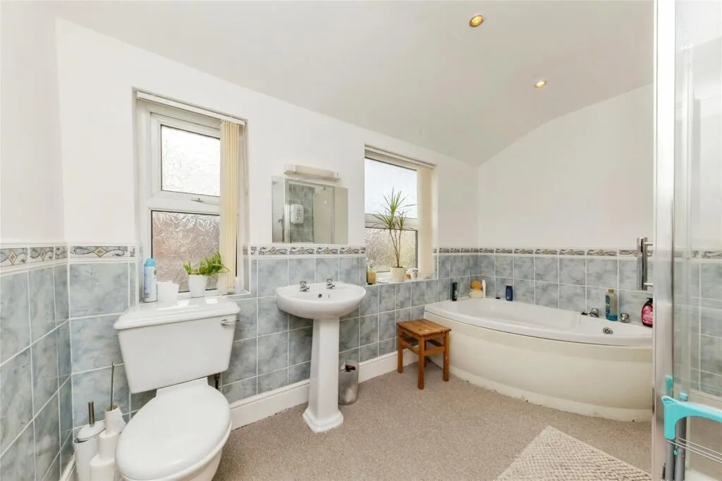 4 bed House Share