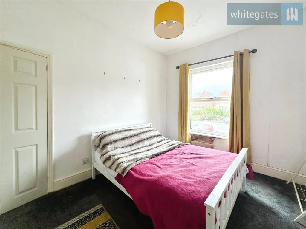 3 bed Semi-Detached