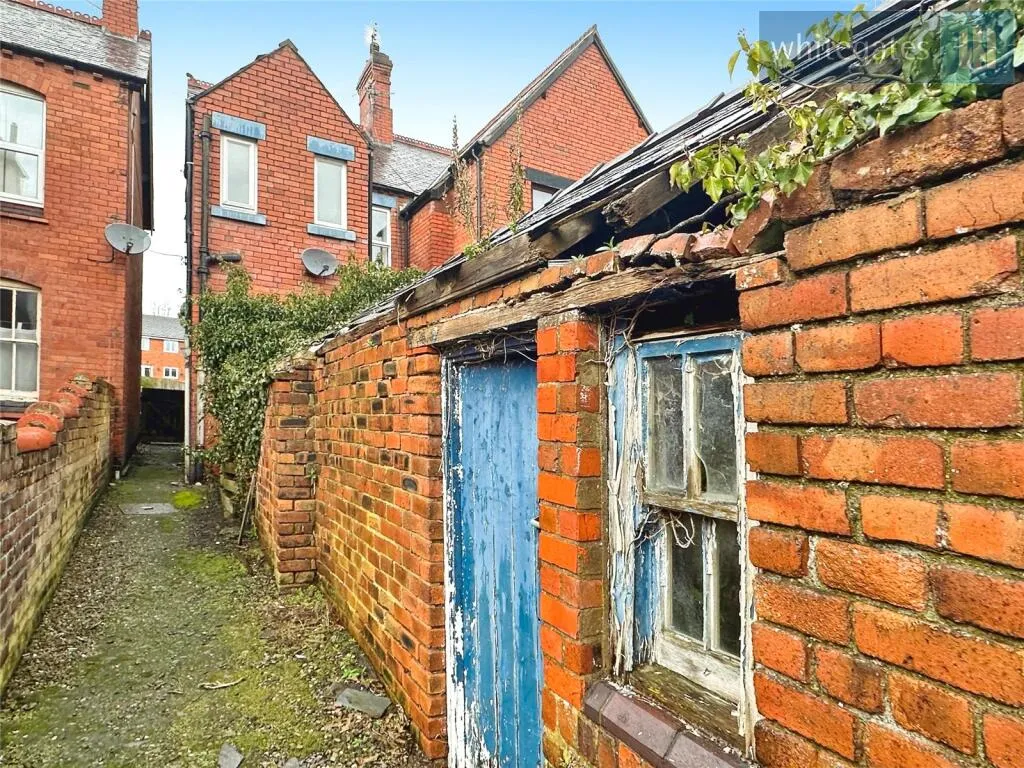 3 bed Semi-Detached