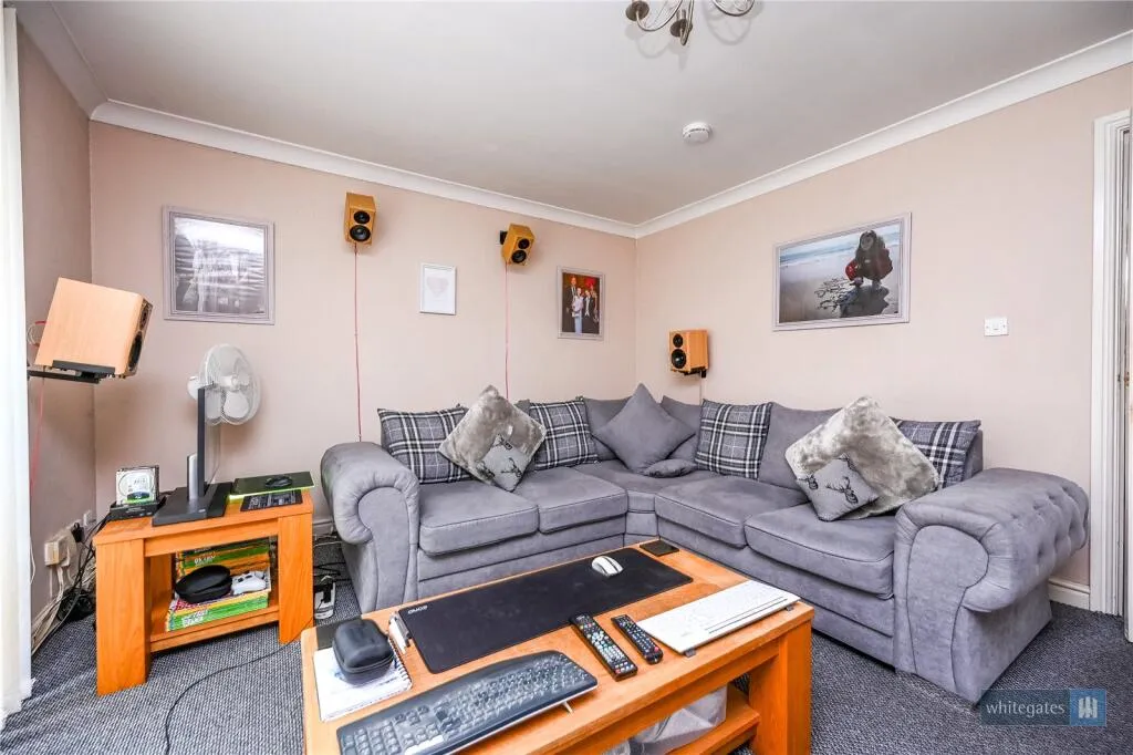 2 bed Apartment