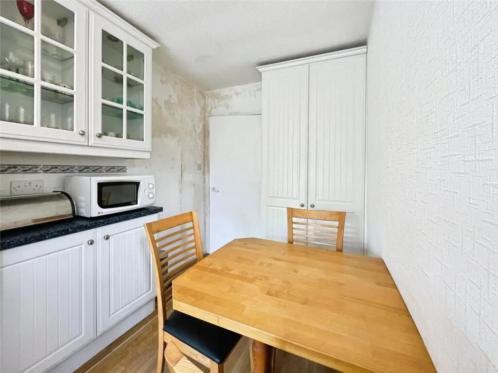 2 bed Detached Bungalow