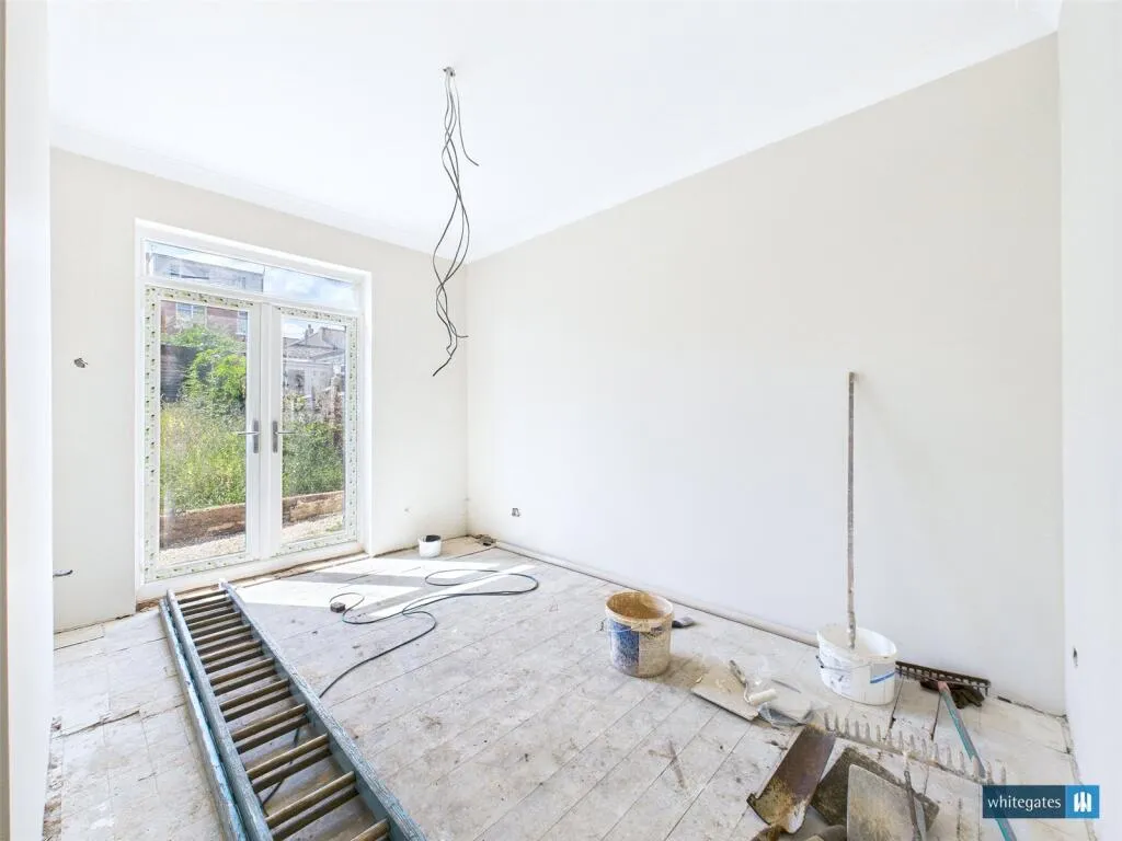 3 bed Semi-Detached