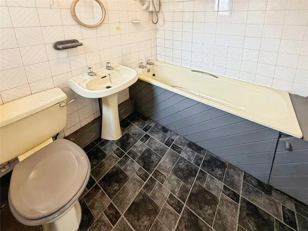 3 bed Terraced