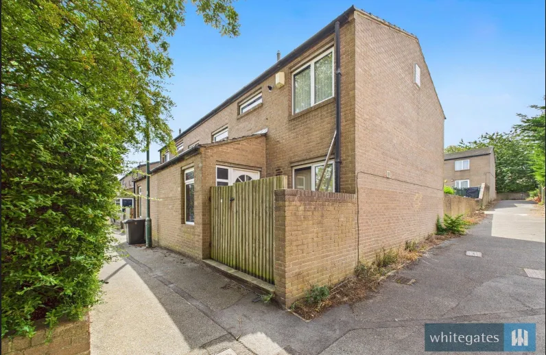 2 bed House