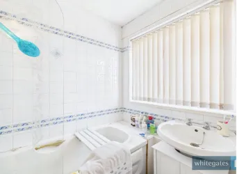 2 bed House
