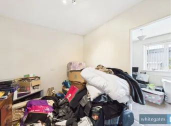 2 bed House