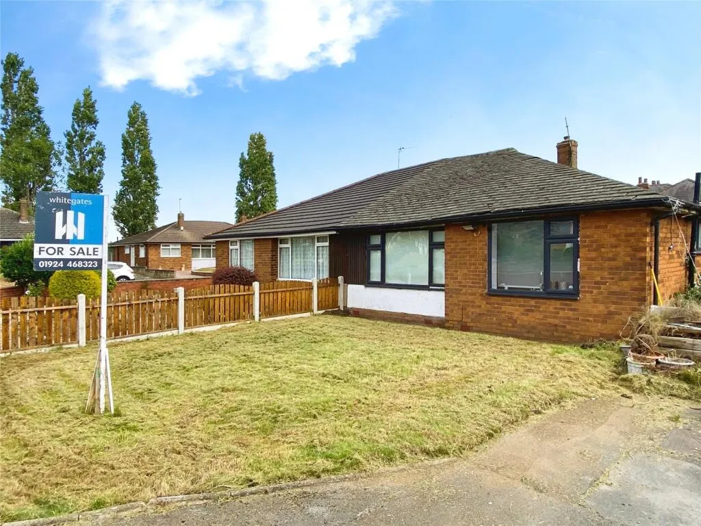 2 bed Semi-Detached Bungalow