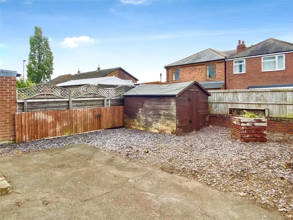 2 bed Semi-Detached Bungalow