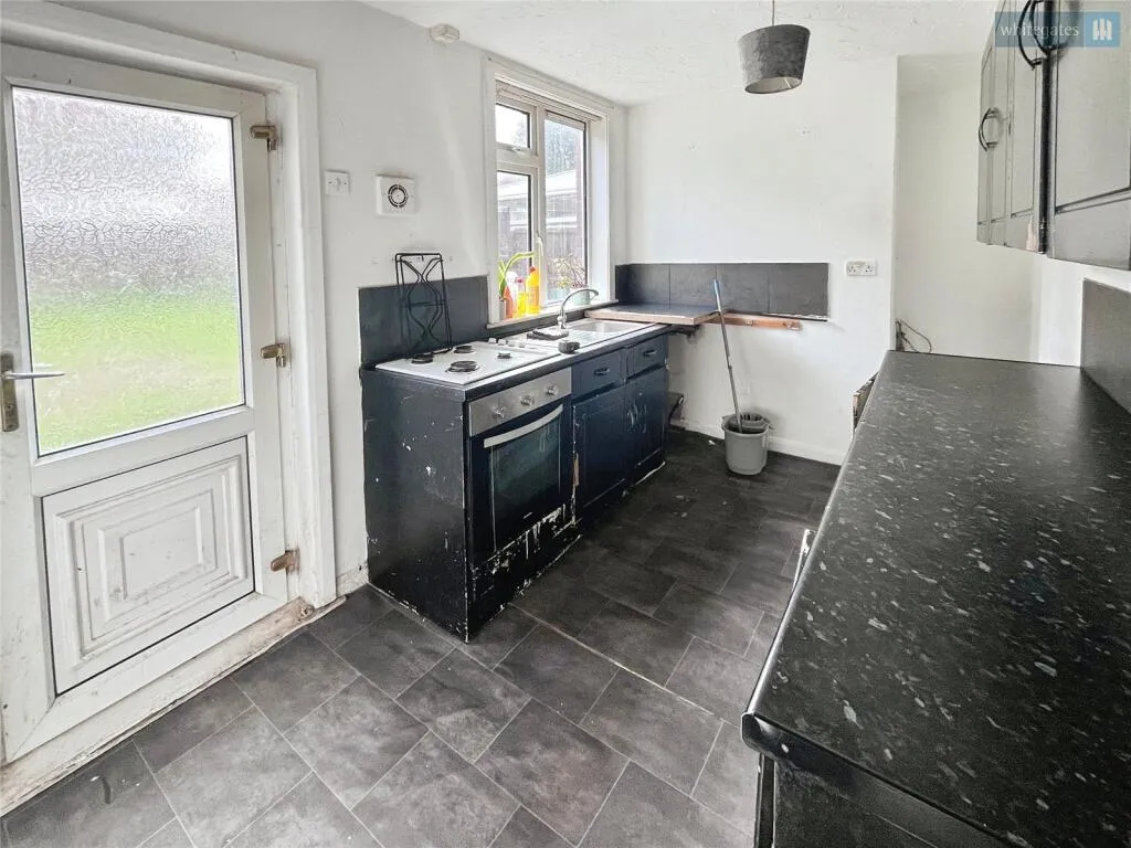 3 bed Semi-Detached